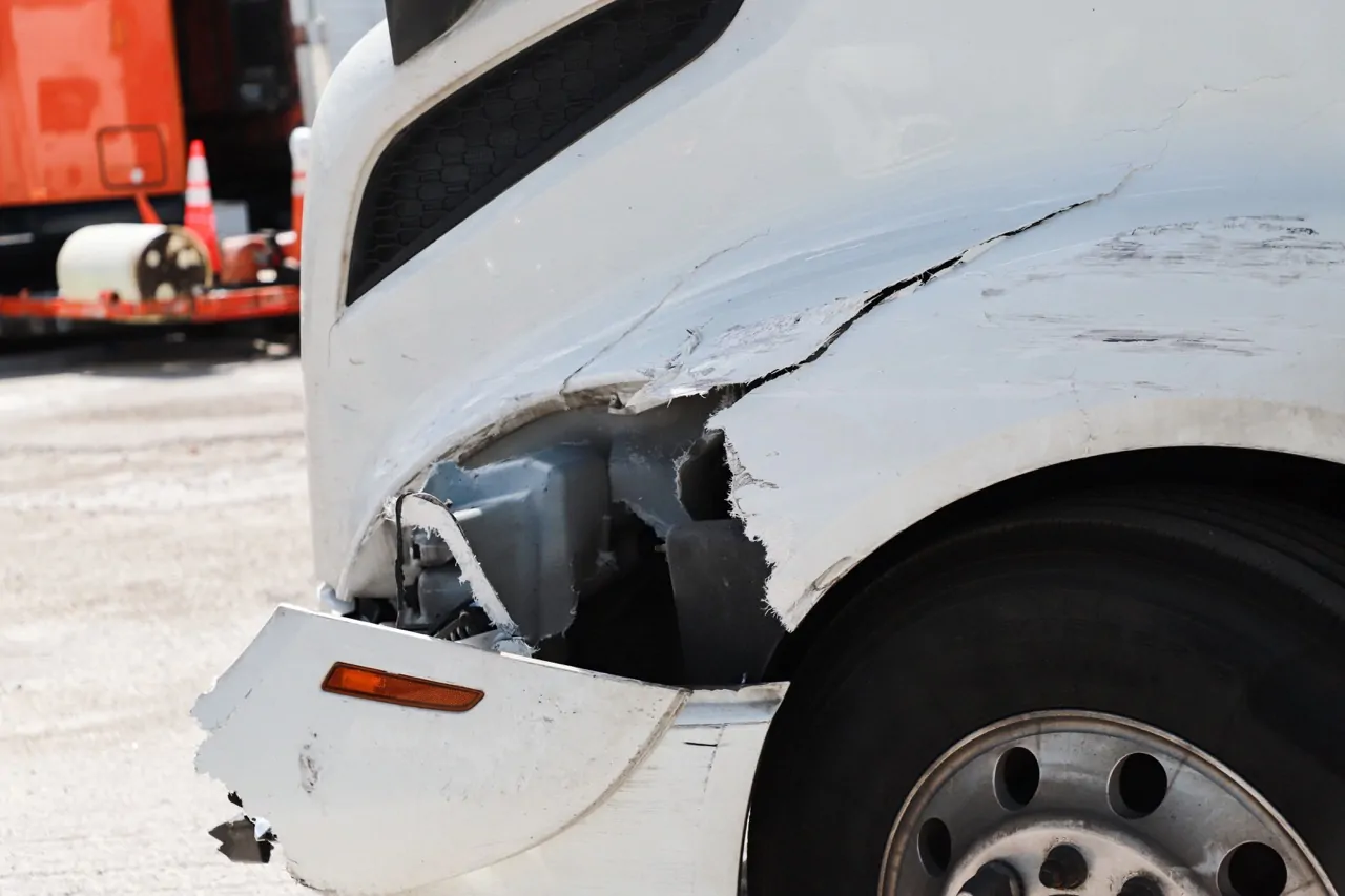 Trusted Legal Direction From an Oakland Park Semi-Truck Accident Lawyer After Major Collisions